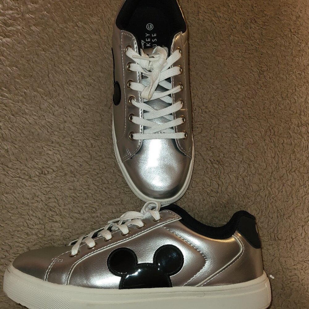 Ladies Mickey Mouse Sneakers Silver/Black Size 9 Great Condition